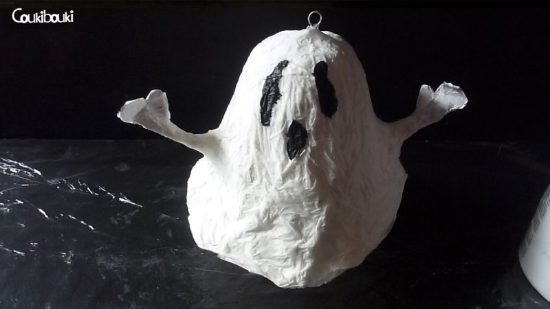 Petit Fantôme en papier mâché pour Halloween