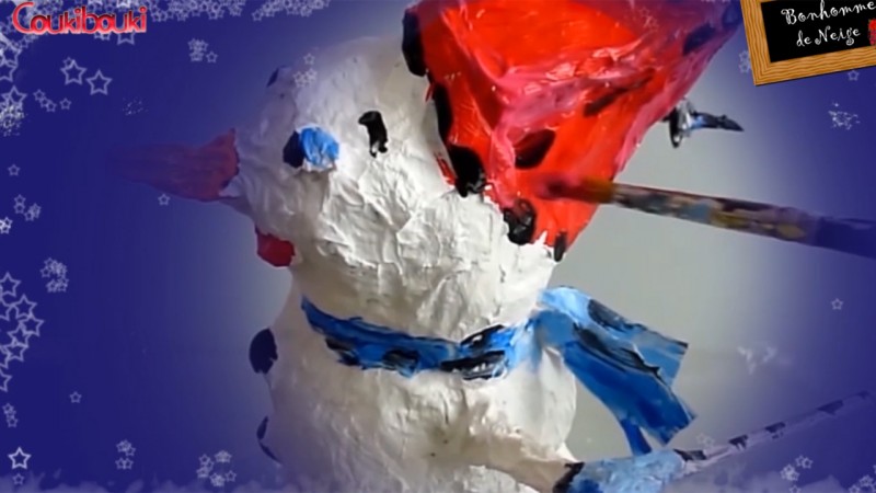 papier mâché | Décoration de Noël  bonhomme peinture bonet coukibouki