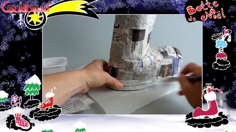 Botte de Noël en papier mâché, une belle décoration pour Noël, je fabrique le semelle