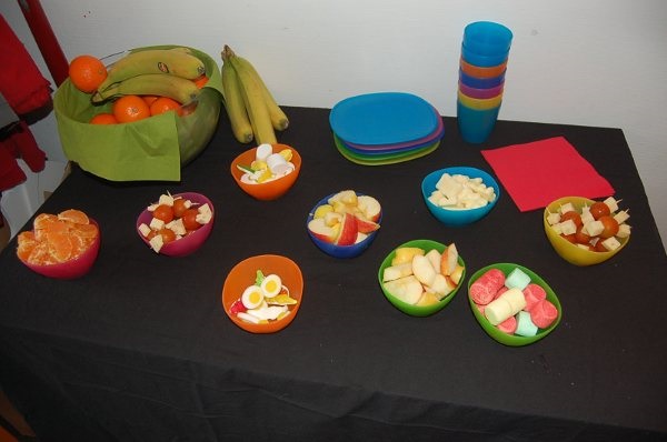 Un goûter vitaminé à l'atelier des enfants