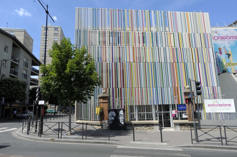 Les vacances de printemps à l'Exploradôme  batiment exterieur  ateliers pour les enfants pendant les vacances de Pâques