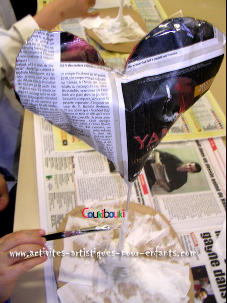 Cadeau Fête des Mères - Un coeur en papier mâché.