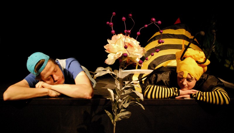 Spectacle enfant à Paris. Conte rigolo écolo musical sur les abeilles ! 