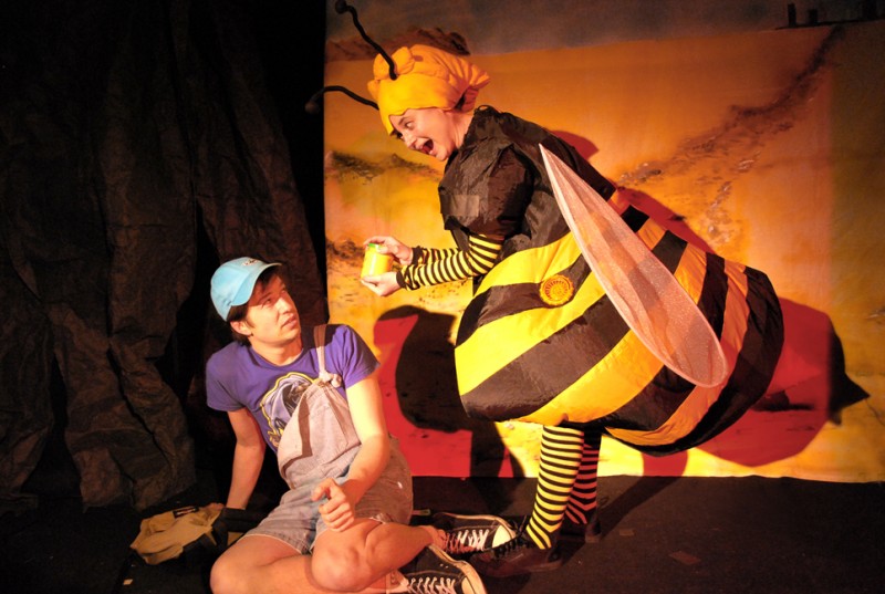 Conte rigolo écolo musical sur les abeilles !  Spectacle enfant à Paris