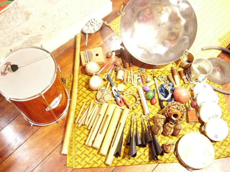Anniversaire enfant à Paris, spectacle et animation de percussion.