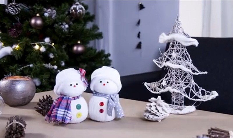 Tutos de Noël de loisirs créatifs en vidéo, notre sélection, le bonhomme neige
