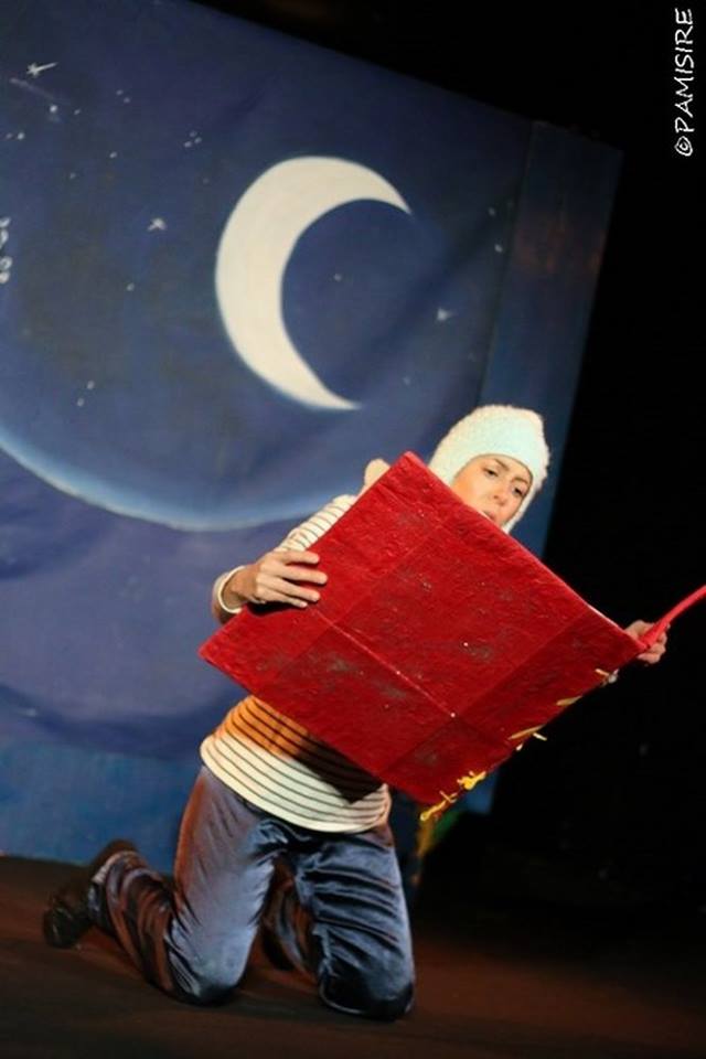 Spectacle enfant au festival d'Avignon 2016, Victor et la potion magique, la lune.