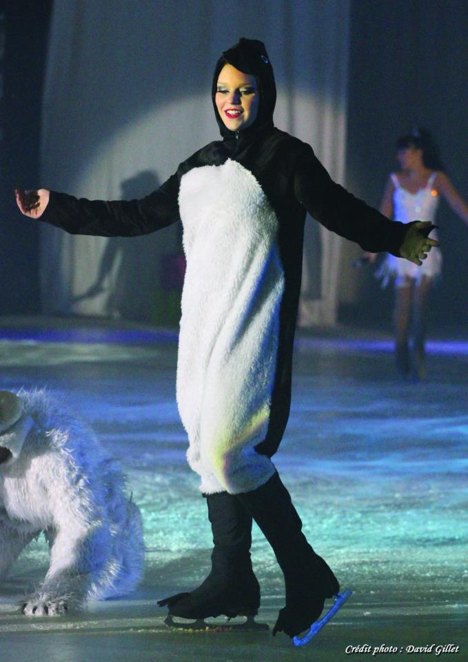 Créations de costumes pour enfants. le pingouin.