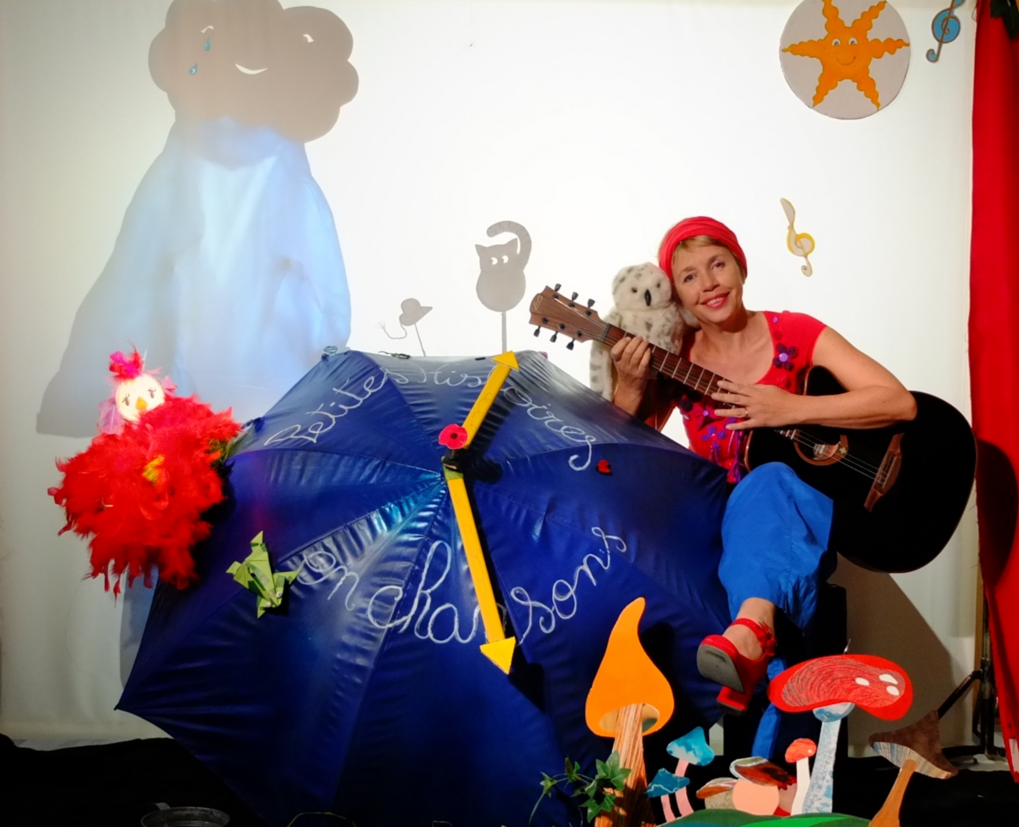 Petites histoires en chansons par la Cie Flic Floc. Un spectacle de et avec Sabine Delimal