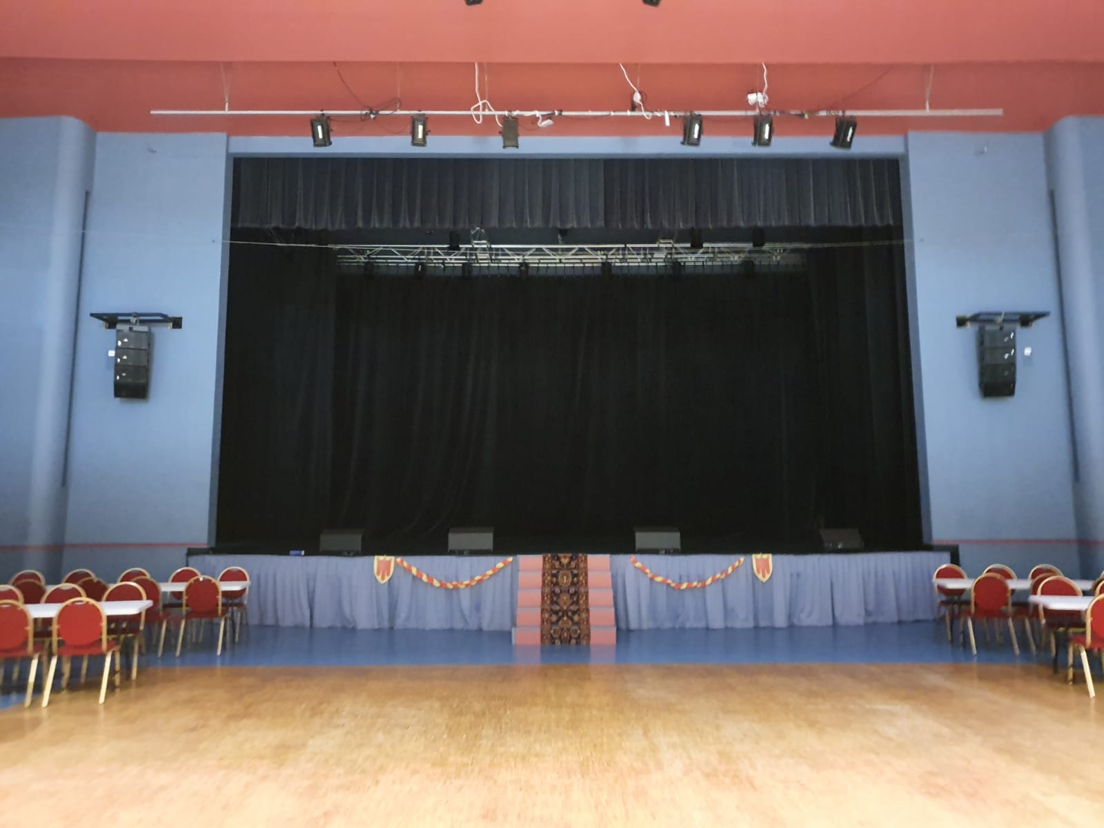 Spectacle enfant gratuit - juin 2020 en Seine et Marne spectacle enfant stephy rock sorciere