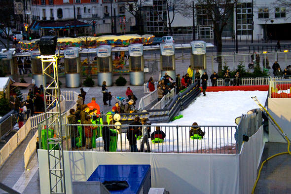 Stade Charléty. Charléty sur neige 2008. La piste de luge.