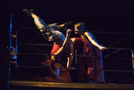 Raconte-moi Compagnie Vendaval. Spectacle danse et musique pour enfants. 4 danseuses et 2 musiciens. Spectacle tout public. Festival Spectacles en recommandé organisés par la Ligue de L'enseignement FOL les fédérations des oeuvres laiques