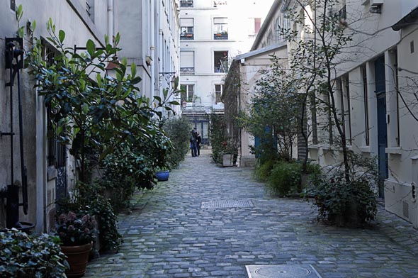 Cour de l'immeuble de l'Agence Ludique. Photos de l'Agence Ludique