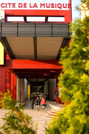 Cité de la musique. Une sortie à Paris dans le 19 ème arrondissement.