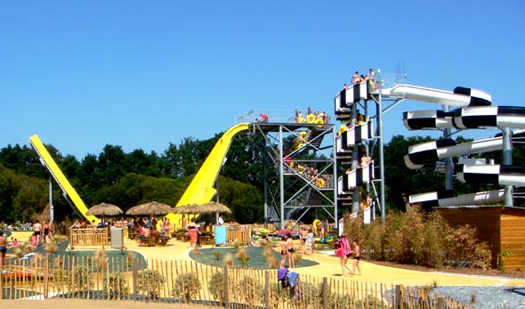 l'aqua fun park de cobac parc en Bretagne.