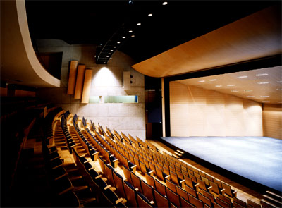 Des spectacles enfants dans cette belle salle du theatre de Meaux le thtre du luxembourg