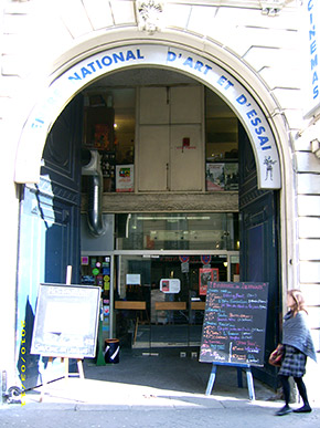 Le théâtre pour enfants. l'affiche et la programmation des Spectacles jeune public de la salle de spectacle.