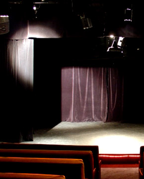 75011 Paris. La programmation des spectacles pour enfants de l'Espace La Comedia dans le 11 &egrave;me arrondissement de Paris.