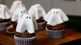 Recette Halloween, Cupcakes fantômes au chocolat